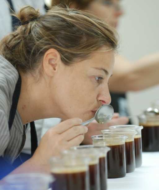 cupping agua water